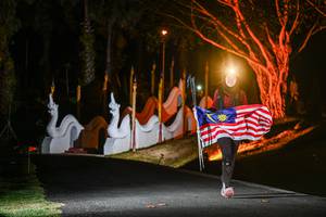 BIB: 
                            <button type="button" onclick="openModal(22514730)" class="btn btn-primary btn-sm float-right btn-popup" data-toggle="modal" data-target=".modal-high-quality">
                        <i class="fas fa-shopping-cart"></i> Add to Cart
                    </button>
                                            <button type="button" onclick="isThisMe(22514730, true)" class="btn btn-success btn-sm float-right btn-popup btn-isme hidden" data-toggle="tooltip" data-placement="bottom" title="นี่คือรูปของคุณใช่ไหม คลิกที่นี่เพื่อเอาเข้าอัลบั้ม">
                        <i class="fas fa-plus"></i> Add to album
                    </button>
                    <button type="button" onclick="isThisMe(22514730, false)" class="btn btn-warning btn-sm float-right btn-popup btn-isnotme hidden">
                        <i class="fas fa-ban"></i> Remove from album
                    </button>